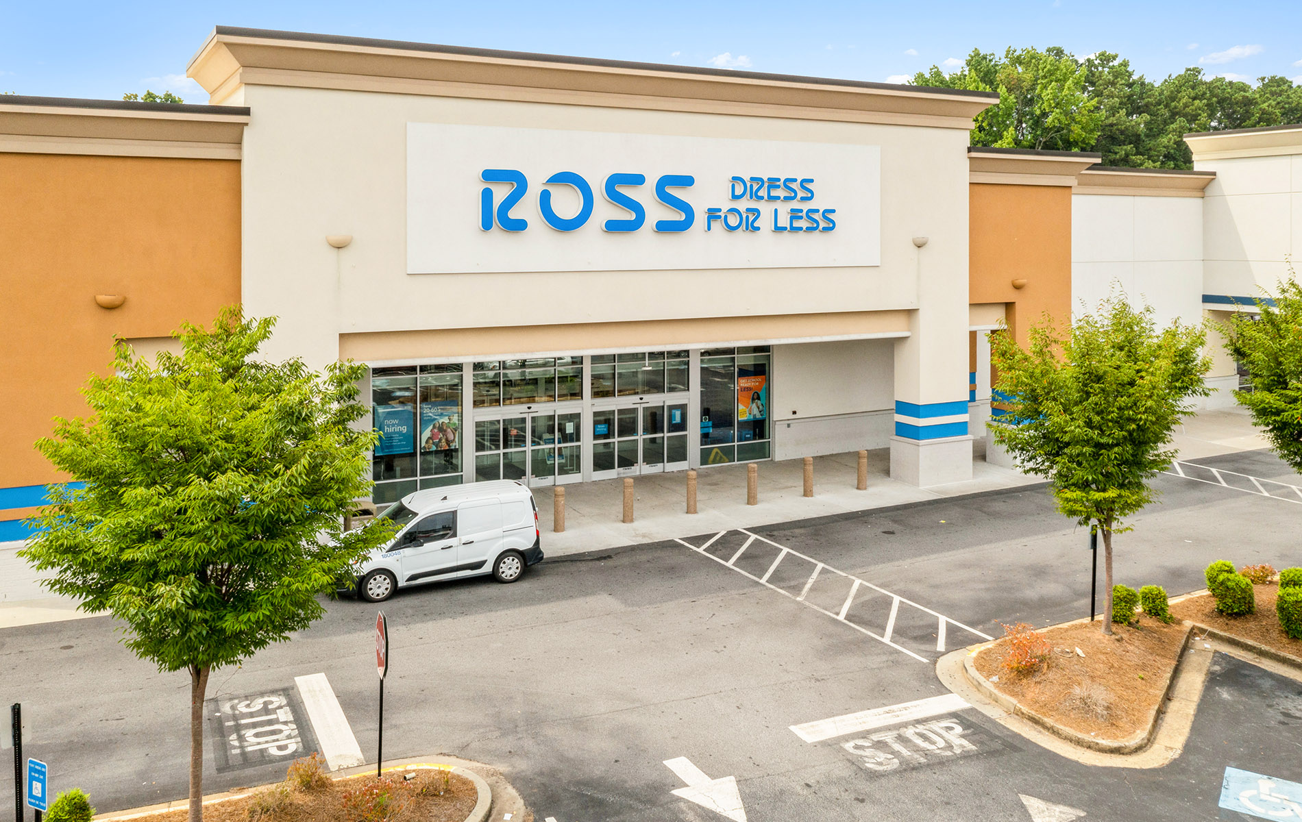 Roswell Village Shopping Center Retail Space For Lease