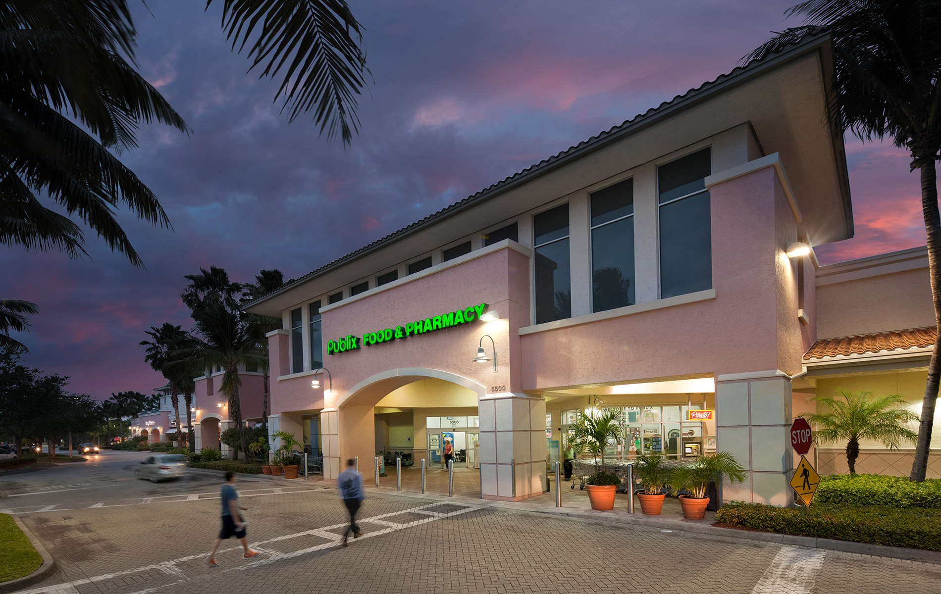 Abacoa Plaza | Sterling Organization 